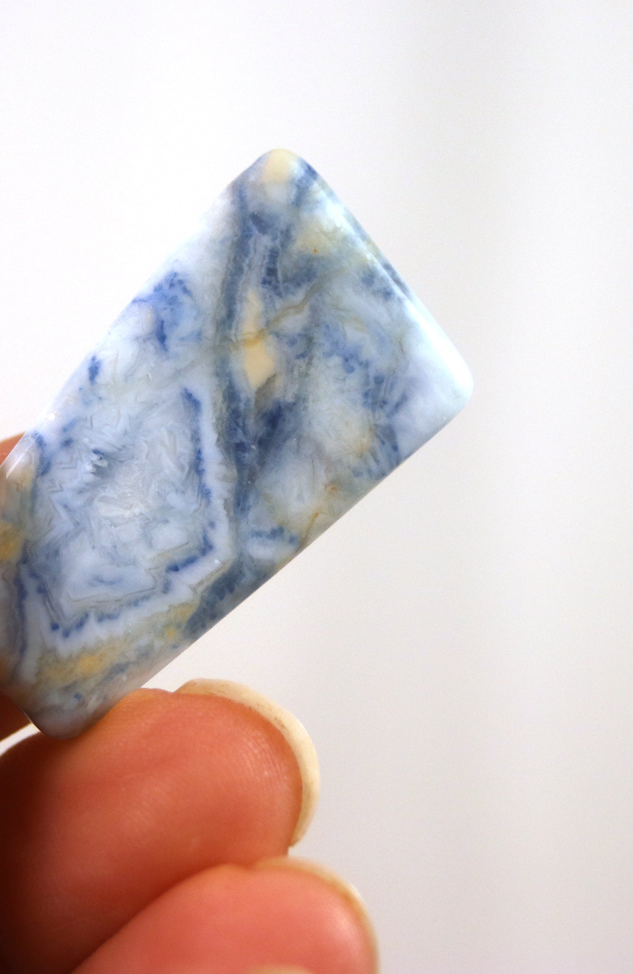 Blue Scheelite